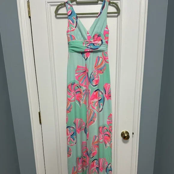 lilly pulitzer empire waist dress Lilly Pulitzer NWT Ritamarie Ruffle Maxi Dress in Resort White Flora Faille main image 0